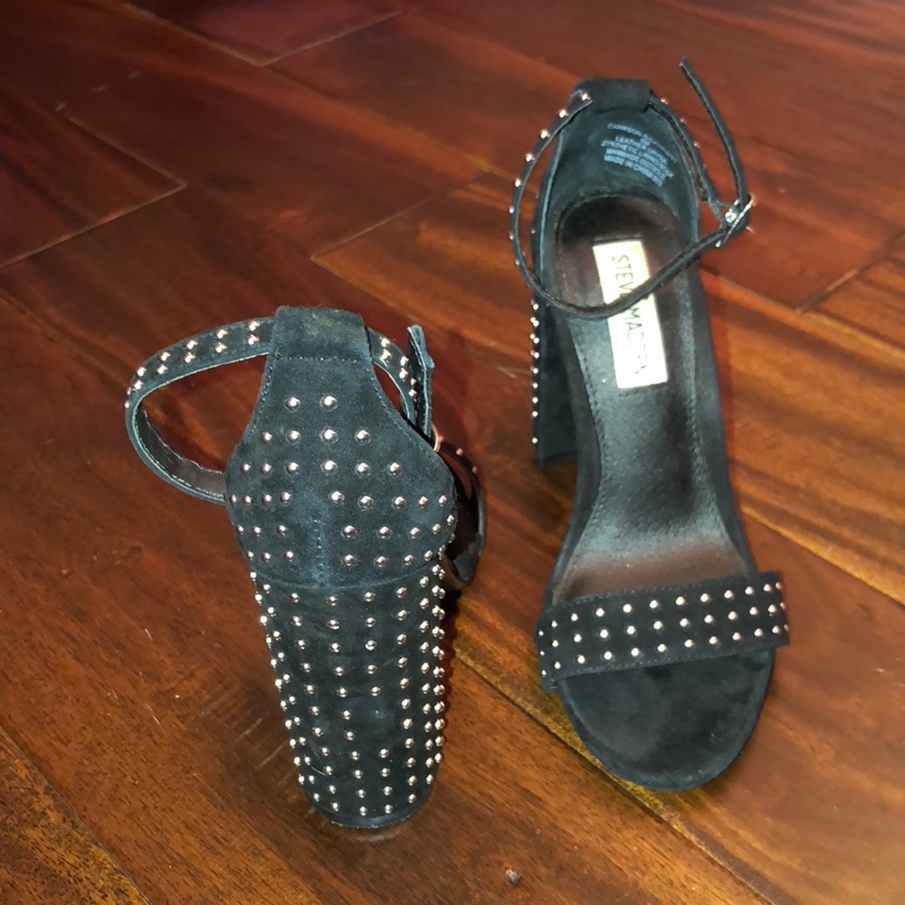 Steve Madden Carson black studded heels